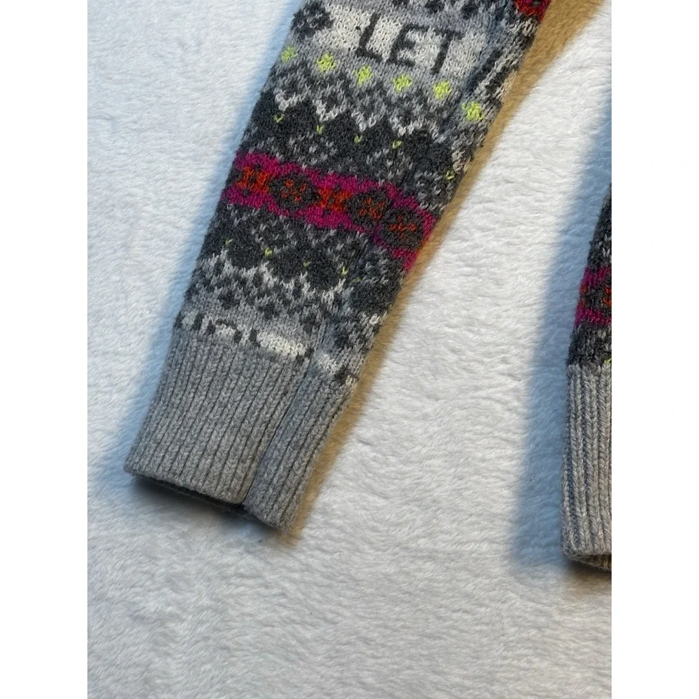 GAP Winter Sweater Kids Fair Isle Snowflake Winter Warm Girls Size 8 M Red‎ Gray